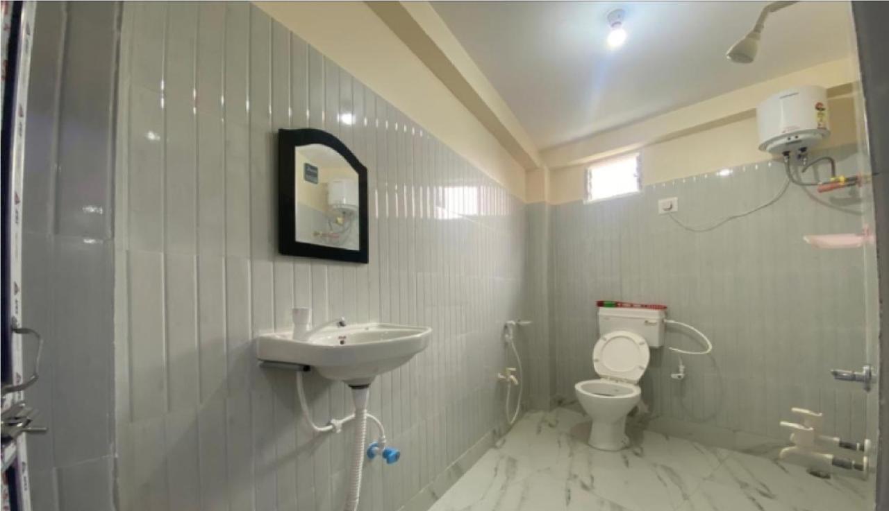 Hotel Ilora By Wb Inn Tarapith Eksteriør billede
